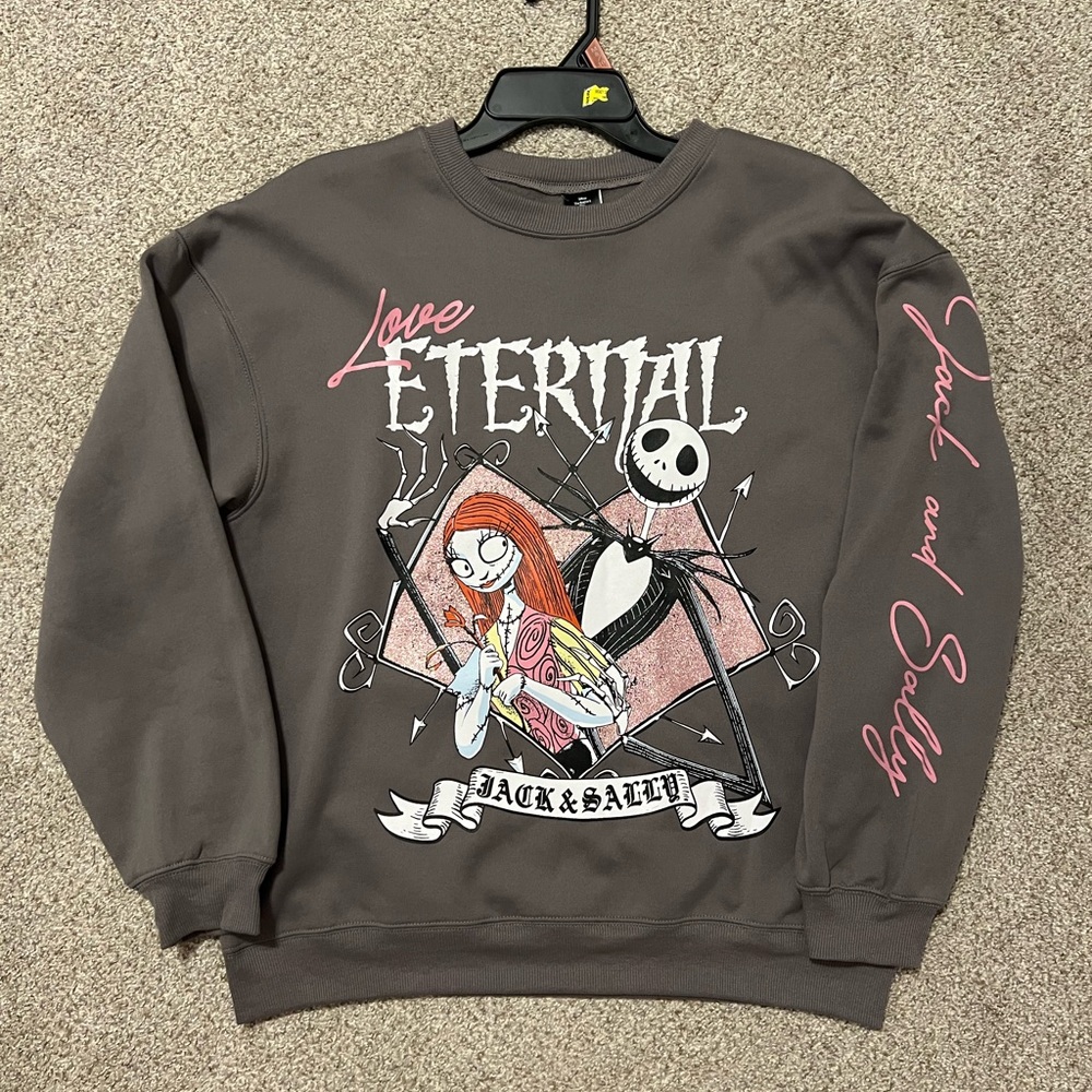 Jack & Sally Graphic Sweatshirt NBC